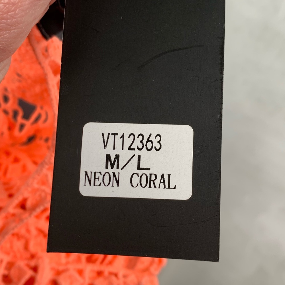 Very J Crochet Crop Top - Picture 6 of 6